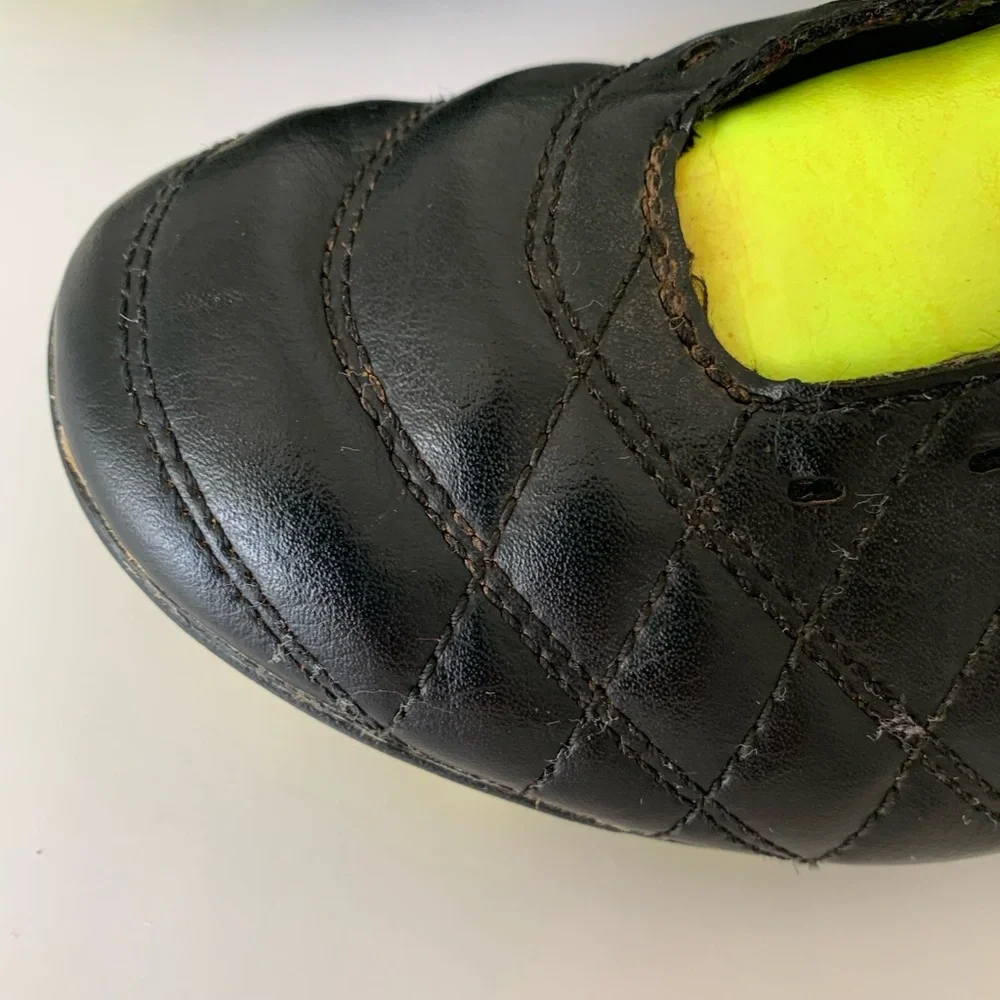 Nike Cleats Boy’s Size 3.5 JR Tiempo Rio FG-R Black White Metallic Silver